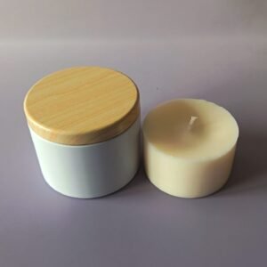 Bougie rechargeable naturelle – Pot en métal blanc (couvercle imitation bois)